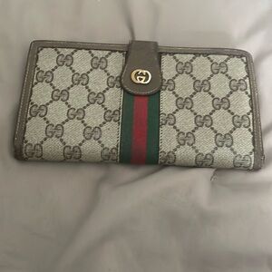 Authentic Gucci trifold wallet